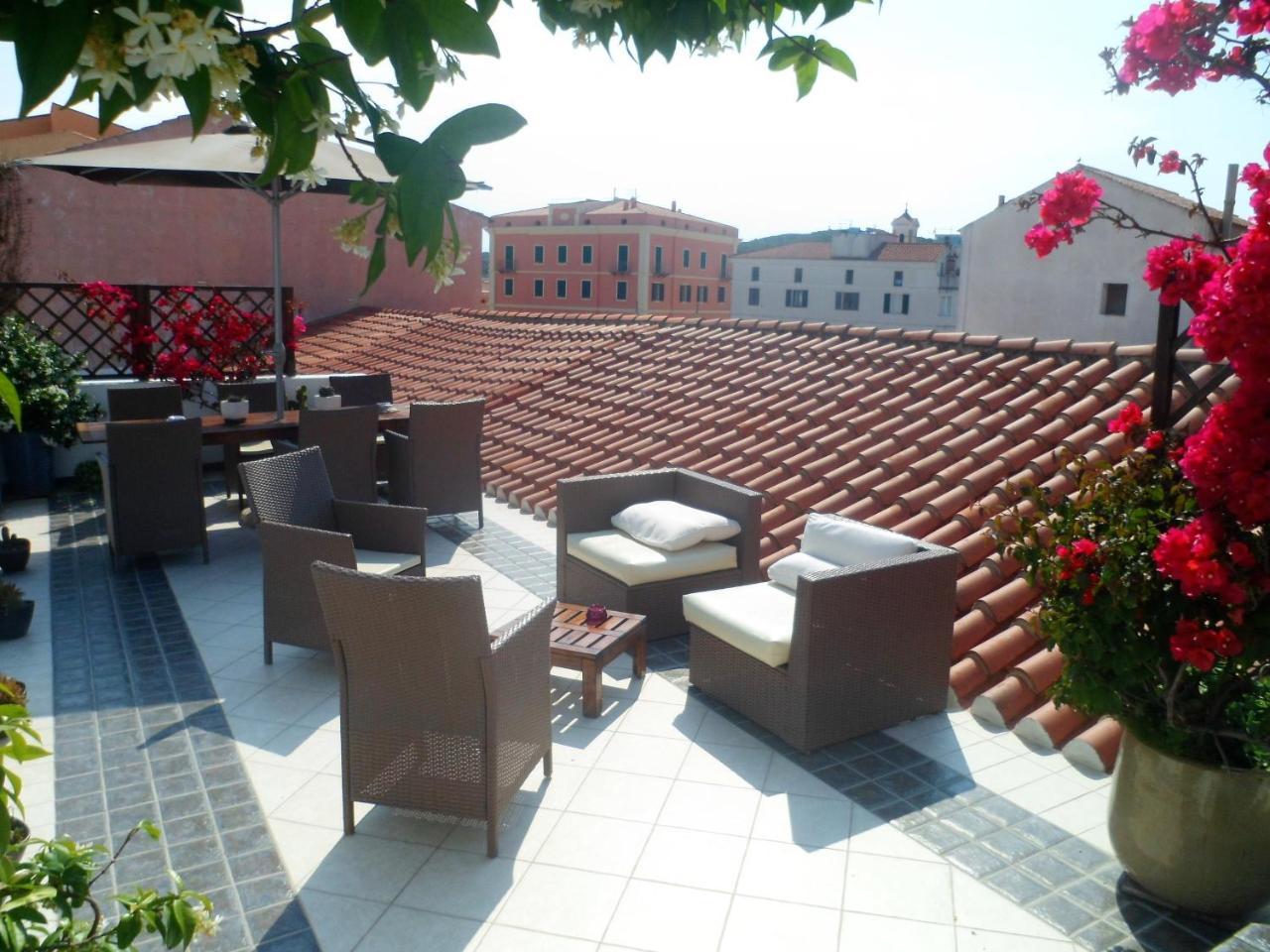 B&B Domus De Janas Santa Teresa Gallura Exterior photo